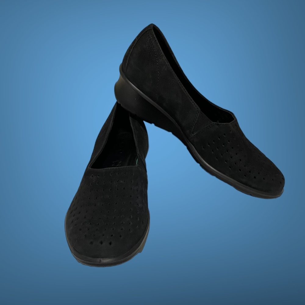 Ecco Women's Felicia Summer Black Slip-On Wedge Shoe Size 36